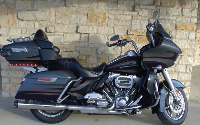 2016 Harley-Davidson CUSTOM VEHICLE OPS ROAD GLIDE ULTRA