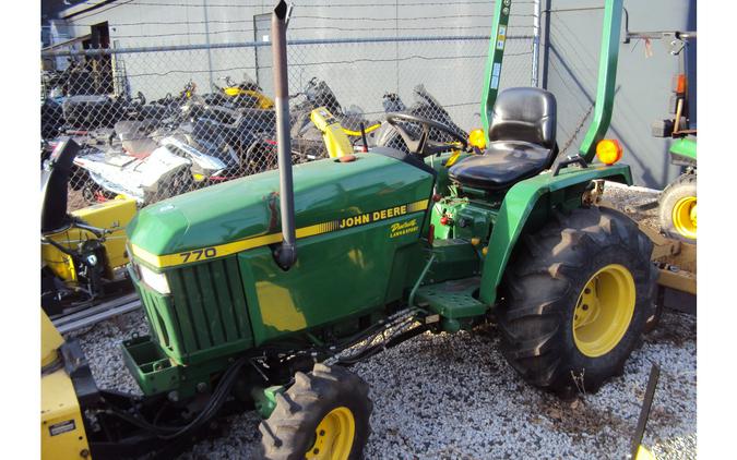 1996 John Deere 770