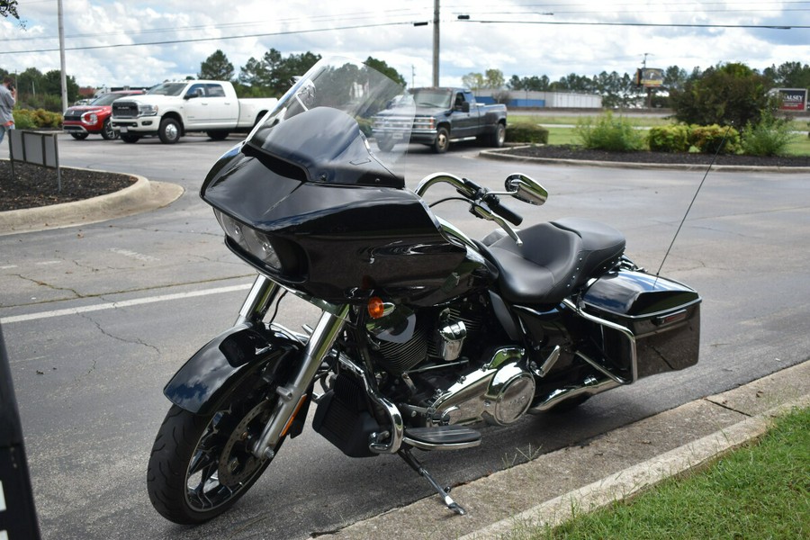 2021 Harley-Davidson® Road Glide® Special