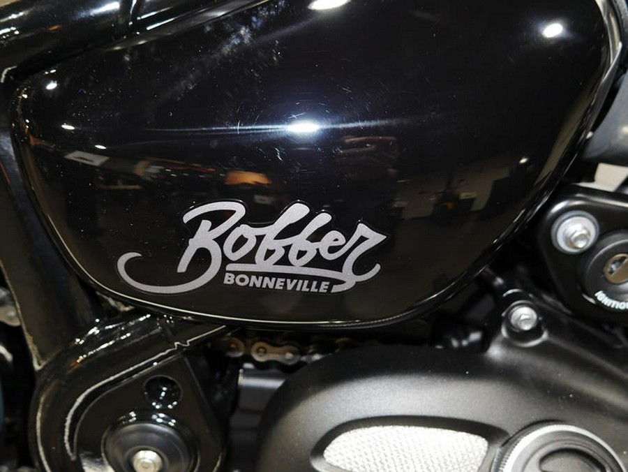 2025 Triumph Bonneville Bobber Matte Graphite/Matte Baja Orange