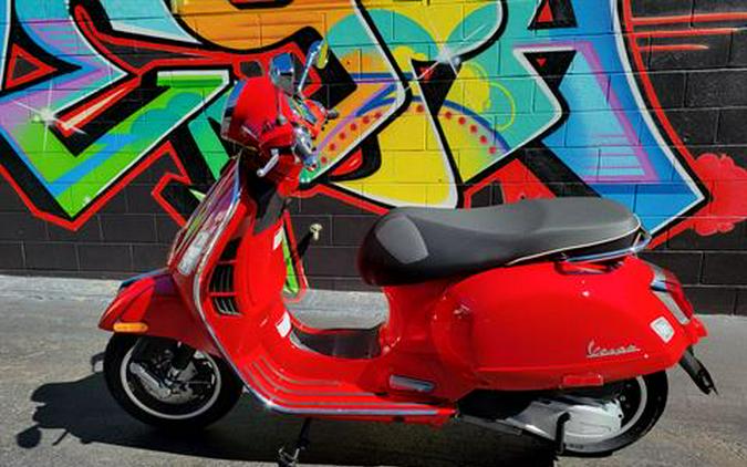 2024 Vespa GTS Super 300