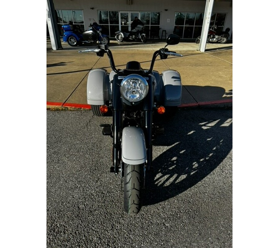 2024 Harley-Davidson Freewheeler Billiard Gray