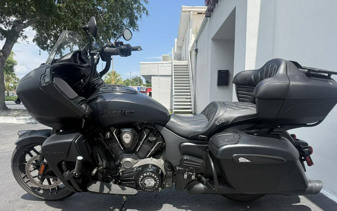 2024 Indian Motorcycle Pursuit Dark Horse with PowerBand Audio Package Black Smoke