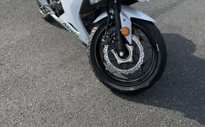 2026 Kawasaki Ninja® 300 ABS