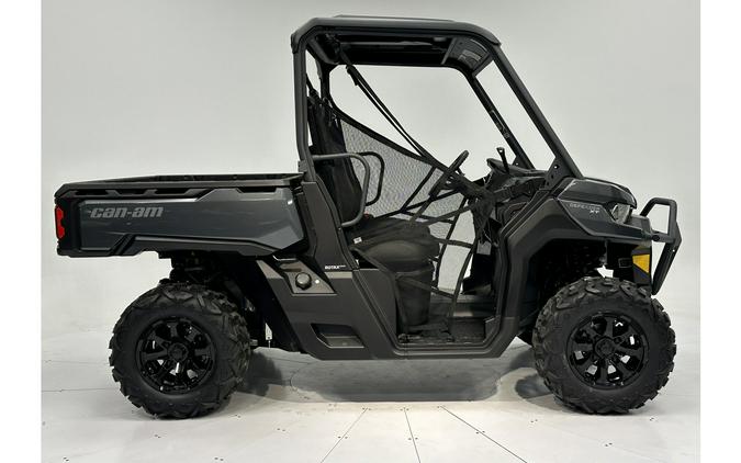 2024 Can-Am Defender XT HD9