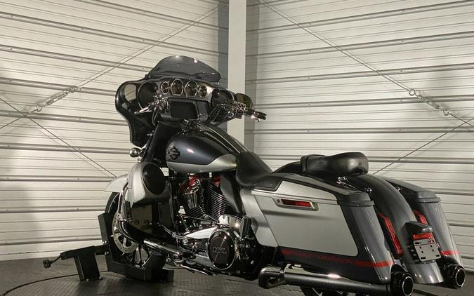 2019 Harley-Davidson® FLHXSE - CVO™ Street Glide®