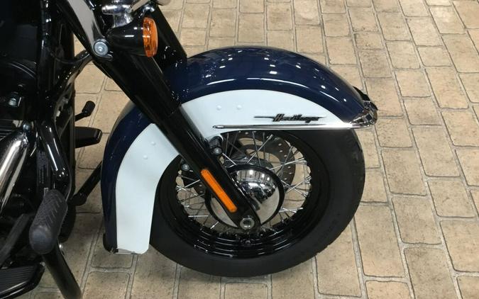 2019 Harley-Davidson Heritage Classic 114 Billiard Blue/Billiard White Includes 1 Year Warranty