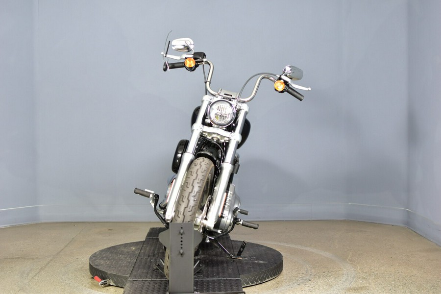 2022 Harley-Davidson Softail Standard