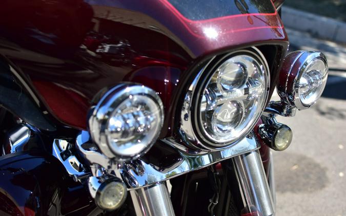 2022 Harley-Davidson Tri Glide Ultra Midnight Crimson/Vivid Black