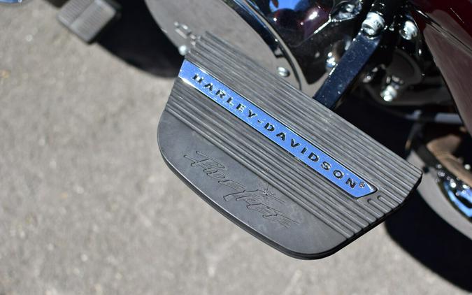 2022 Harley-Davidson Tri Glide Ultra Midnight Crimson/Vivid Black