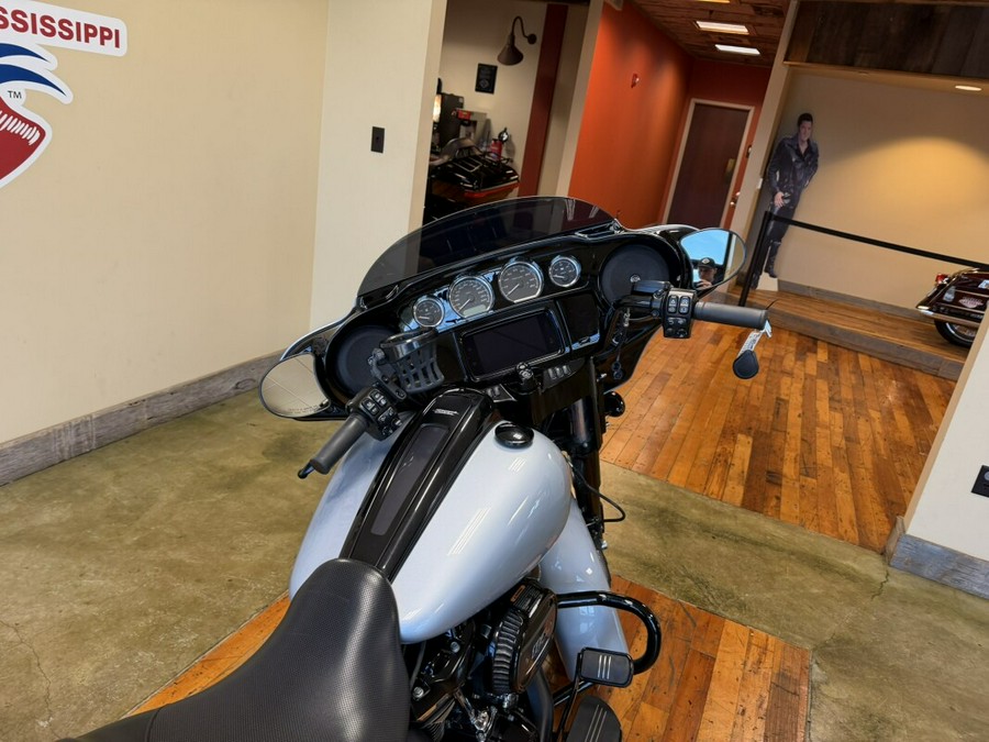 Used 2023 Harley-Davidson Street Glide Special Grand American Touring Motorcycle For Sale Near Memphis, TN