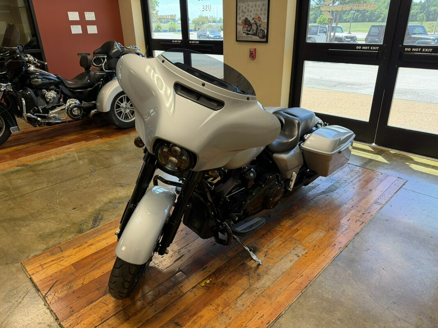 Used 2023 Harley-Davidson Street Glide Special Grand American Touring Motorcycle For Sale Near Memphis, TN
