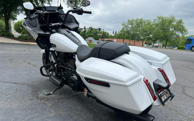 2024 FLTRX Road Glide®