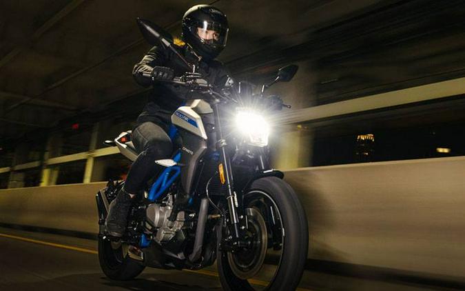 2023 300NK - CFMOTO