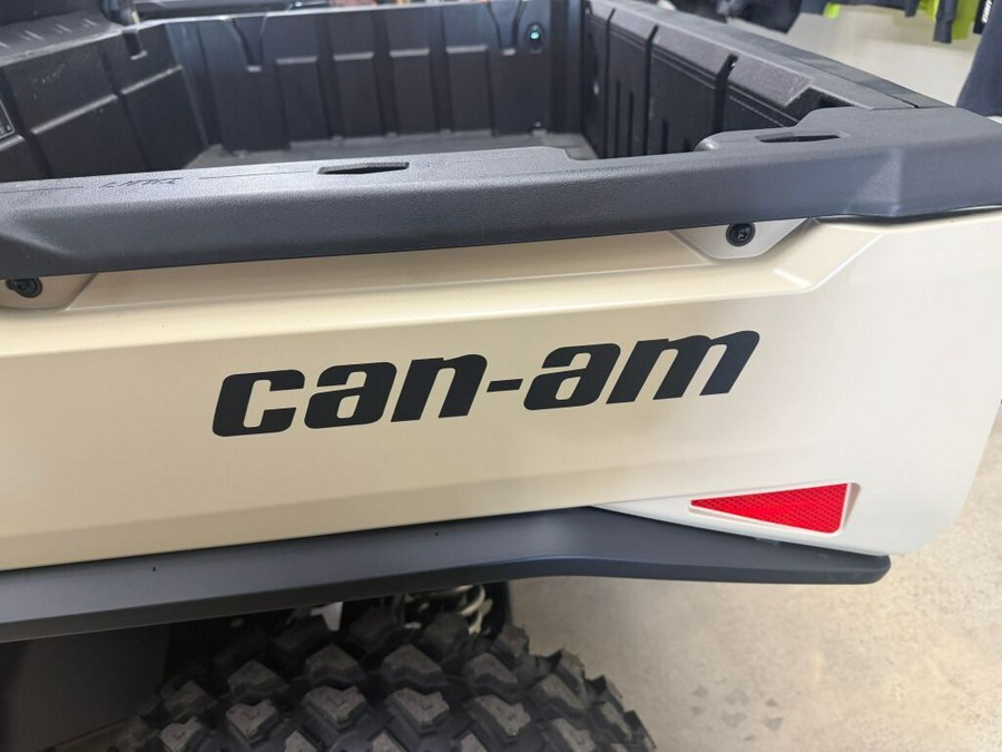 2026 Can-Am Defender MAX Limited HD11