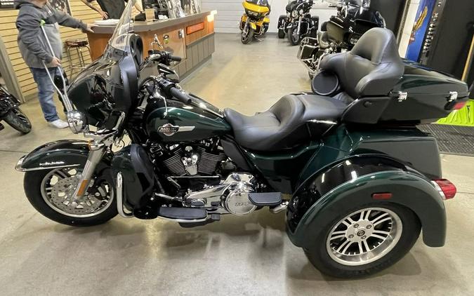 2024 Harley-Davidson® FLHTCUTG - Tri Glide® Ultra