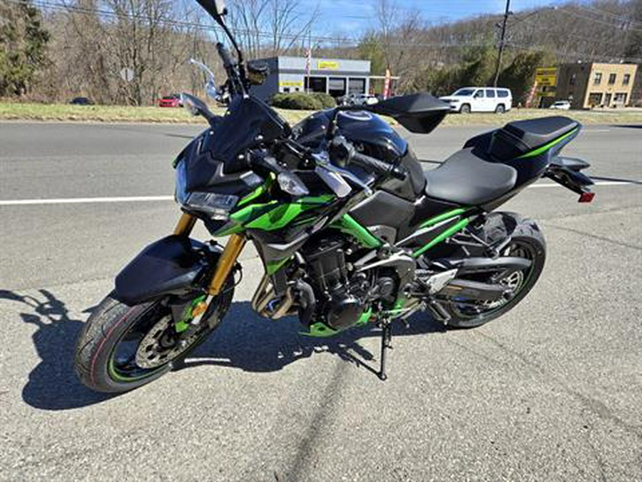 2024 Kawasaki Z900 SE ABS