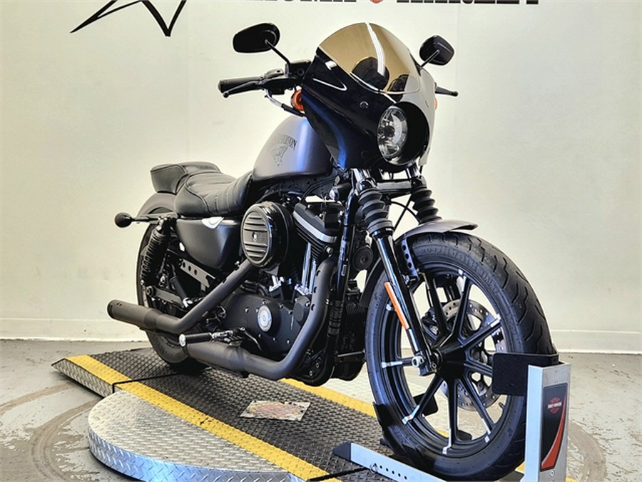 2016 Harley-Davidson Sportster Iron 883