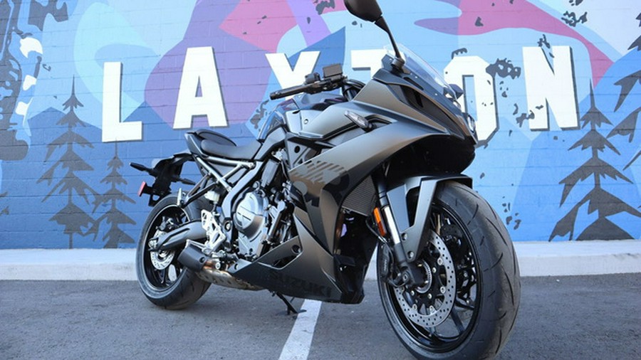 2025 Suzuki GSX 8R
