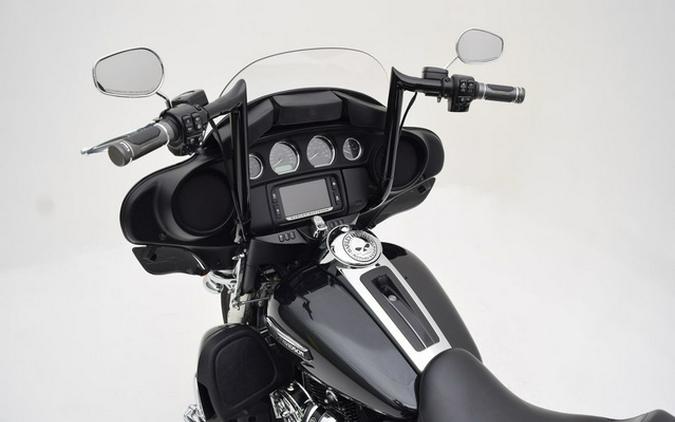 2018 Harley-Davidson Trike FLHTCUTG - Tri Glide Ultra