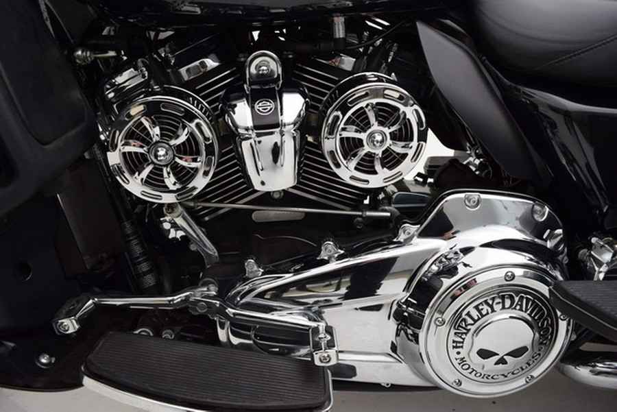 2018 Harley-Davidson Trike FLHTCUTG - Tri Glide Ultra