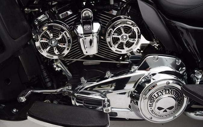 2018 Harley-Davidson Trike FLHTCUTG - Tri Glide Ultra
