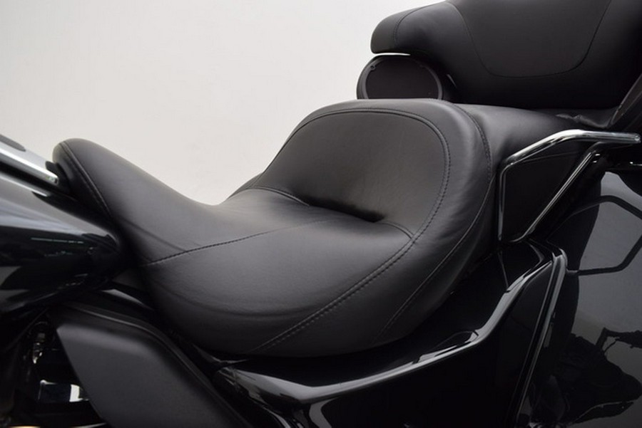 2018 Harley-Davidson Trike FLHTCUTG - Tri Glide Ultra