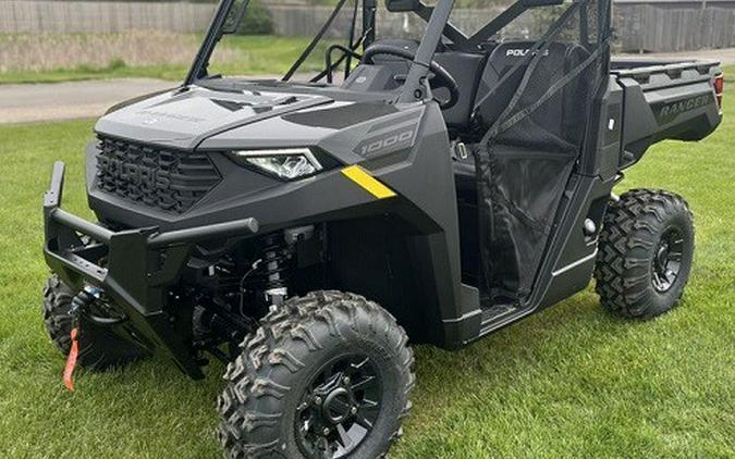 2026 Polaris Ranger 1000 Premium - Gray - 2yr Warranty! - FREE PLOW!