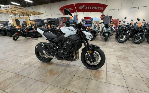 2026 Kawasaki Z900 ABS
