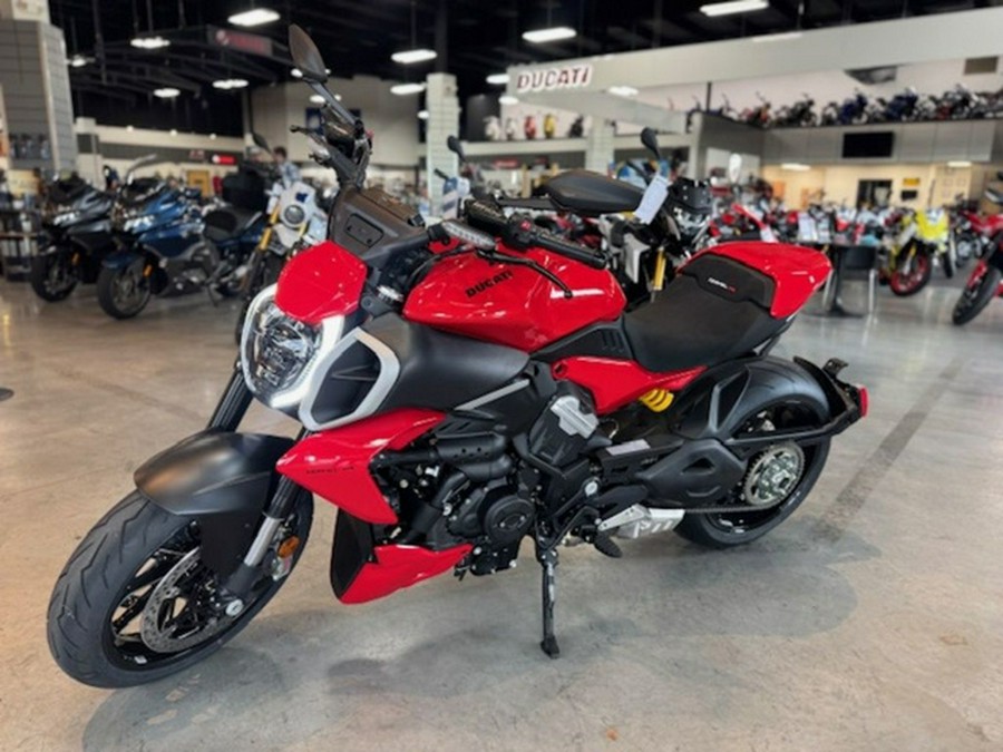 2025 Ducati Diavel V4