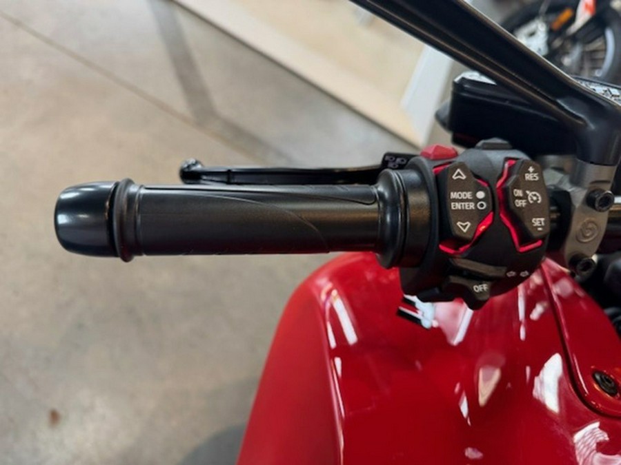 2025 Ducati Diavel V4