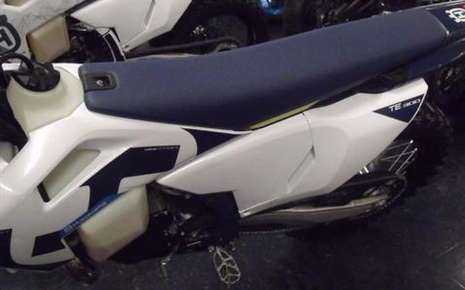 2026 Husqvarna TE 300