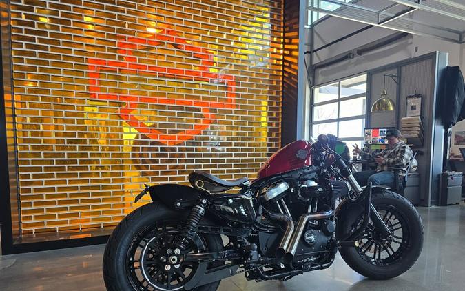XL 1200X 2016 Forty-Eight®