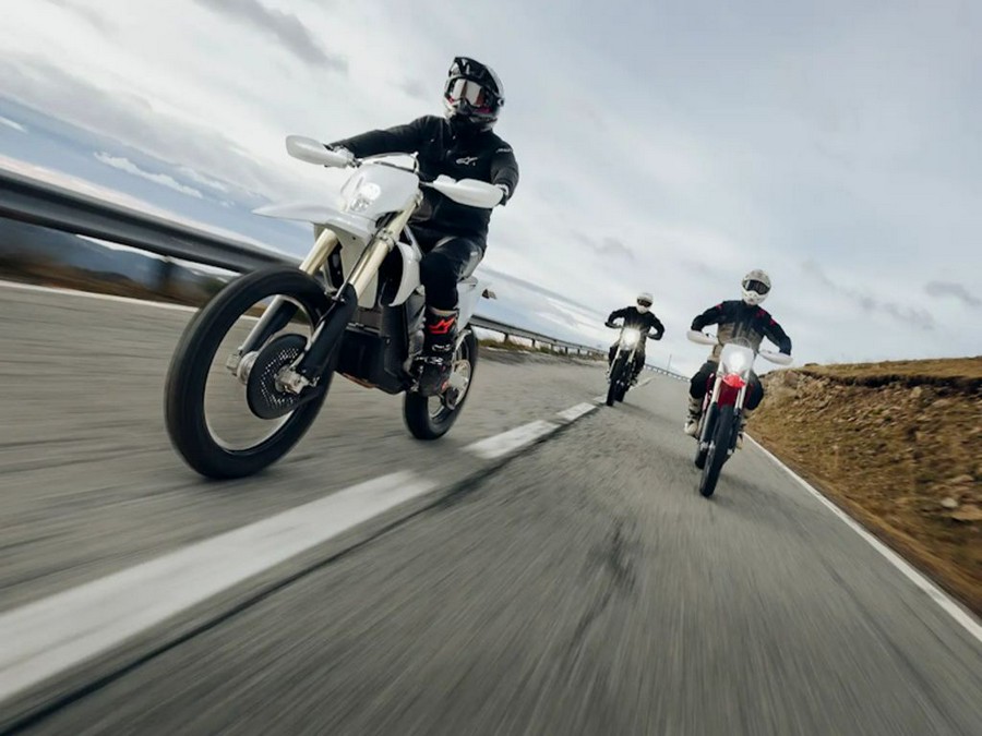 2026 Stark VARG EX 80 hp Medium 165-200lbs (Enduro)