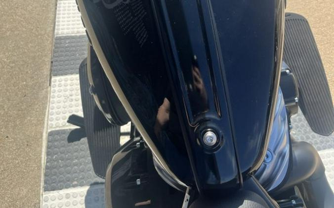 2026 Indian Motorcycle® Chief® Vintage Black Metallic