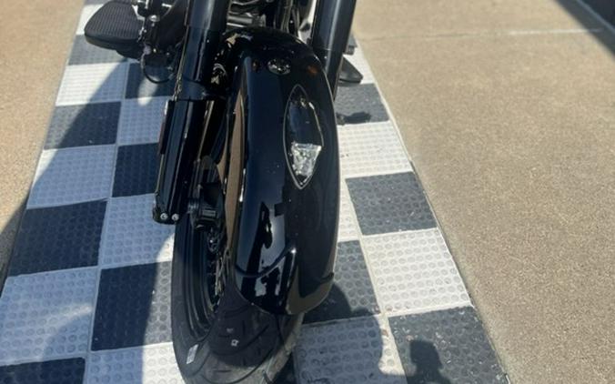 2026 Indian Motorcycle® Chief® Vintage Black Metallic