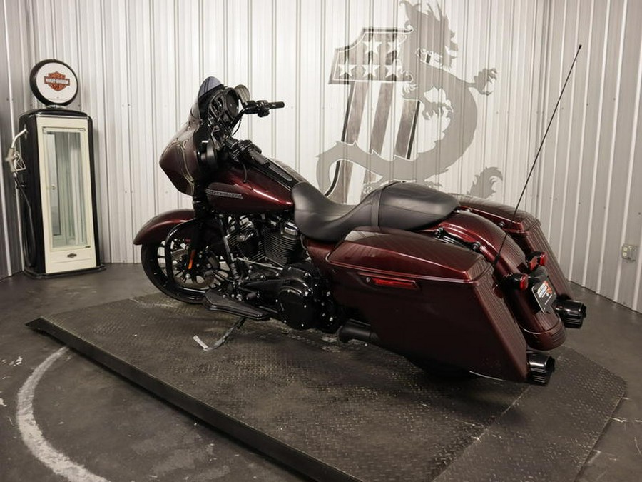 2018 Harley-Davidson® FLHXS - Street Glide® Special