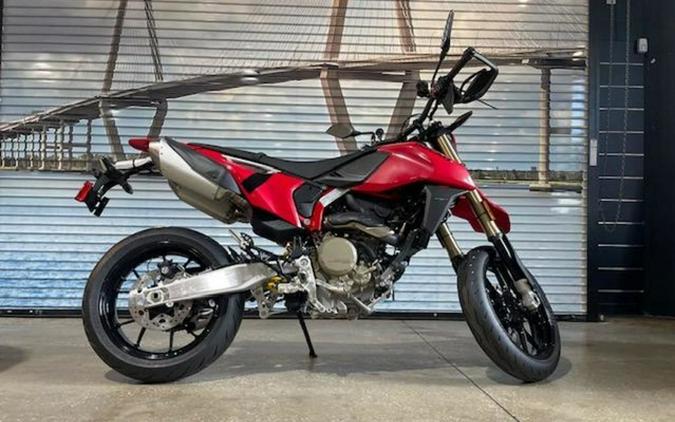 2024 Ducati Hypermotard 698 Mono RVE Graffiti livery