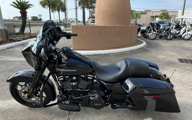 2020 Harley-Davidson® FLHXS - Street Glide® Special