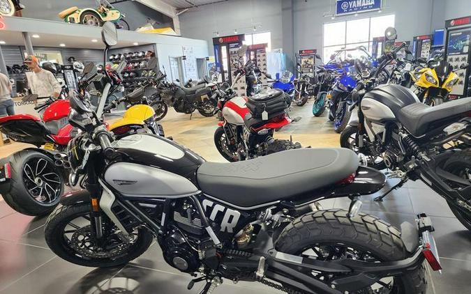 2024 Ducati Scrambler Icon (2G) Black