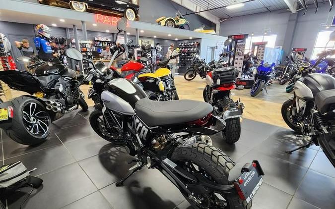 2024 Ducati Scrambler Icon (2G) Black