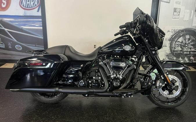 2022 Harley-Davidson Street Glide Special Vivid Black FLHXS