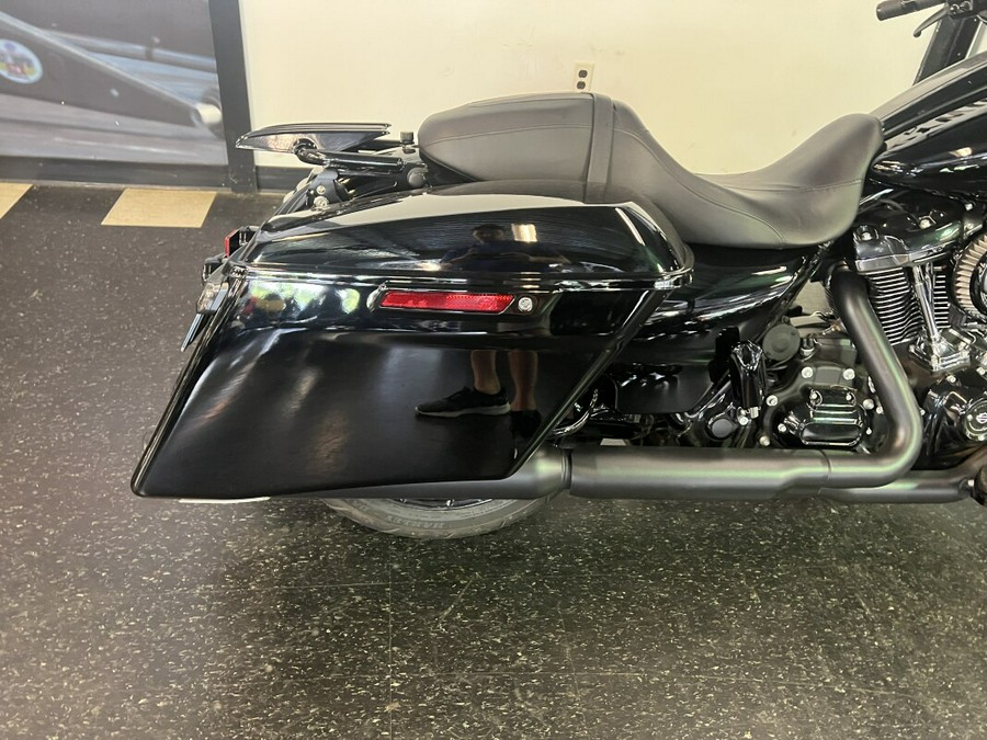 2022 Harley-Davidson Street Glide Special Vivid Black FLHXS