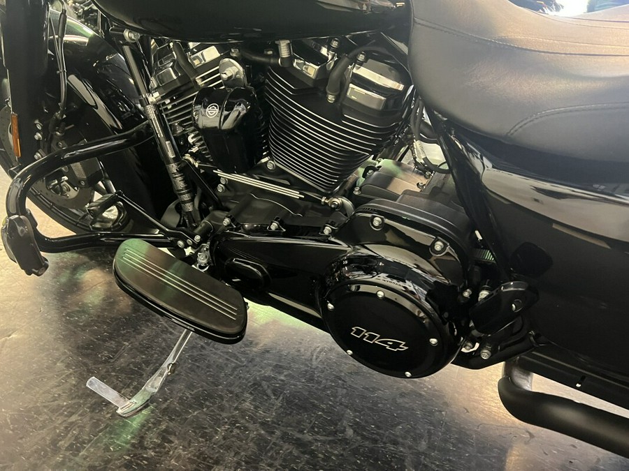 2022 Harley-Davidson Street Glide Special Vivid Black FLHXS