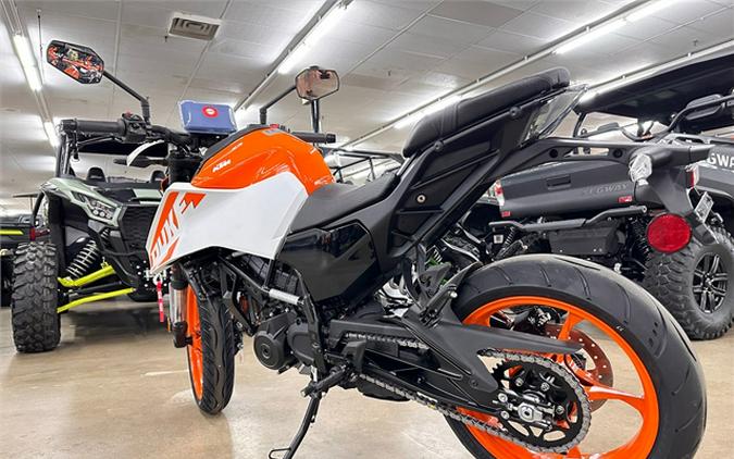 2024 KTM Duke 250