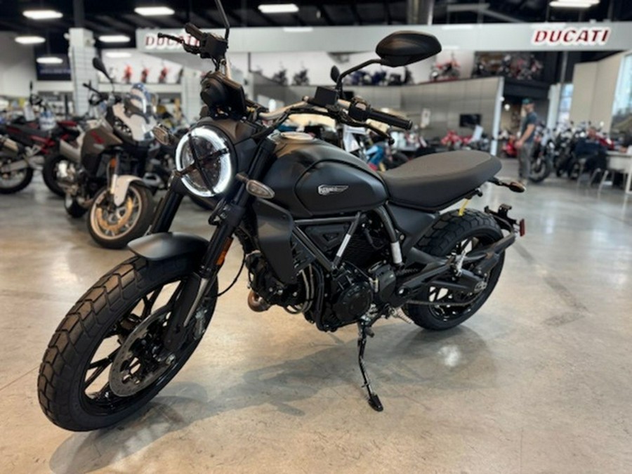 2025 Ducati Scrambler Icon Dark