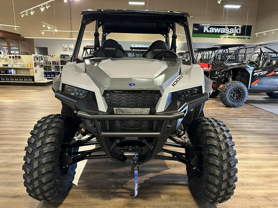 2026 POLARIS GENERAL XP 4 1000 Sport Ghost Gray - 109092