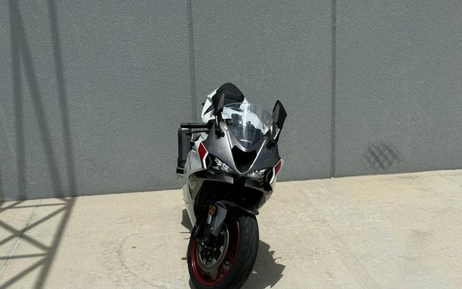 2025 Kawasaki Ninja ZX-6R ABS KRT Edition