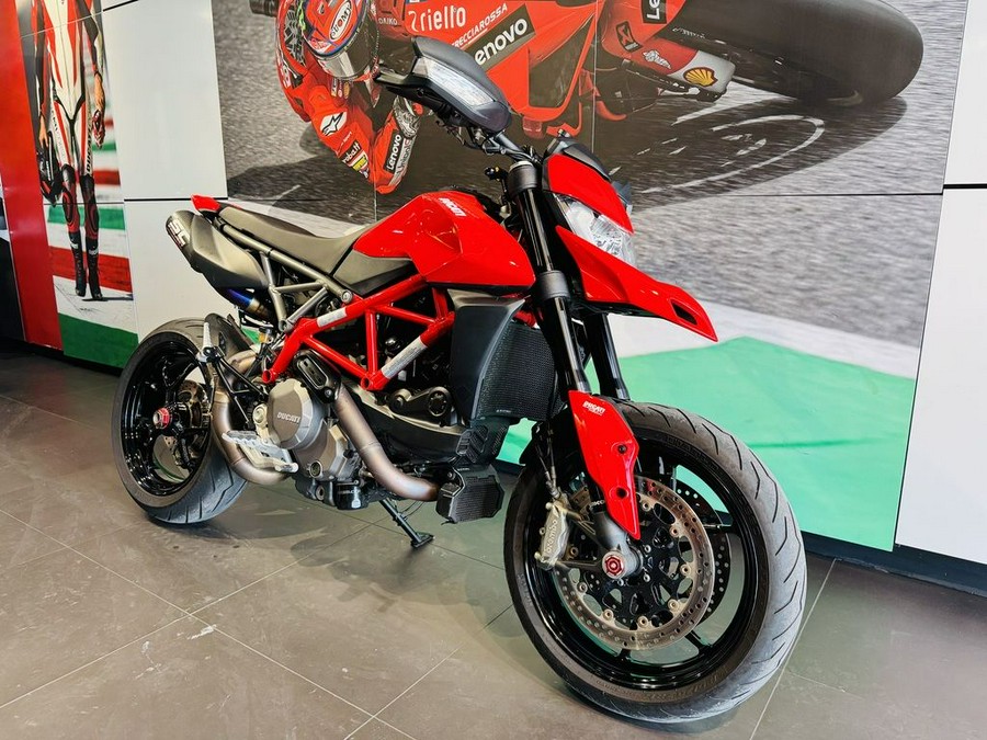 2021 Ducati Hypermotard 950 Ducati Red