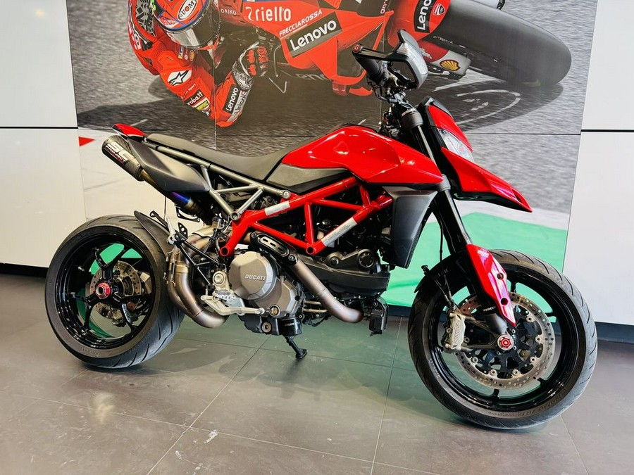 2021 Ducati Hypermotard 950 Ducati Red